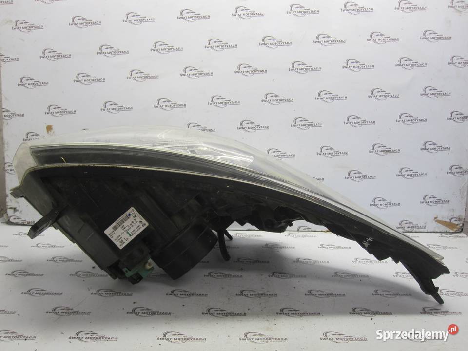 RENAULT TRAFIC III 15r lampa prawa przód ANGLIK Lampy przednie Kielce sprzedam