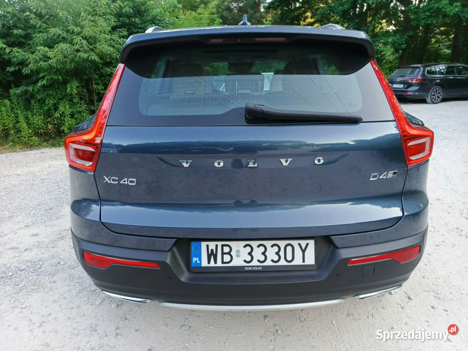 Volvo XC 40 2018r wersja Inscription 4x4 190 211000km Warszawa