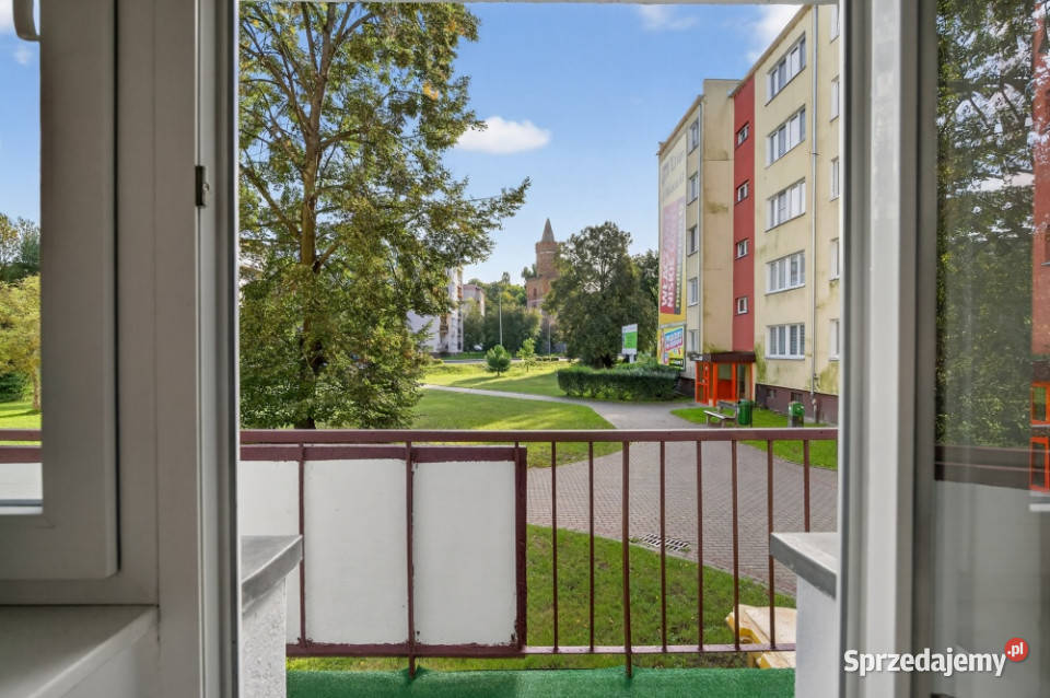 4 pokoje oddzielna kuchnia balkon w centrum Rok budowy 1970 zachodniopomorskie Gryfino