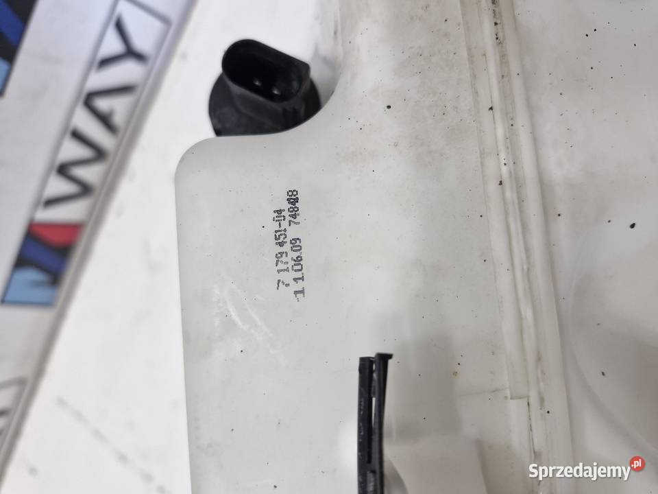 7179451 BMW E60 E61 ZBIORNICZEK PŁYNU osobowe dolnośląskie sprzedam