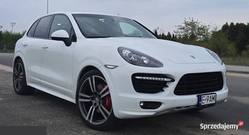 Porsche Cayenne GTS 48 V8 420 4X4 2012r Cayenne Andrespol