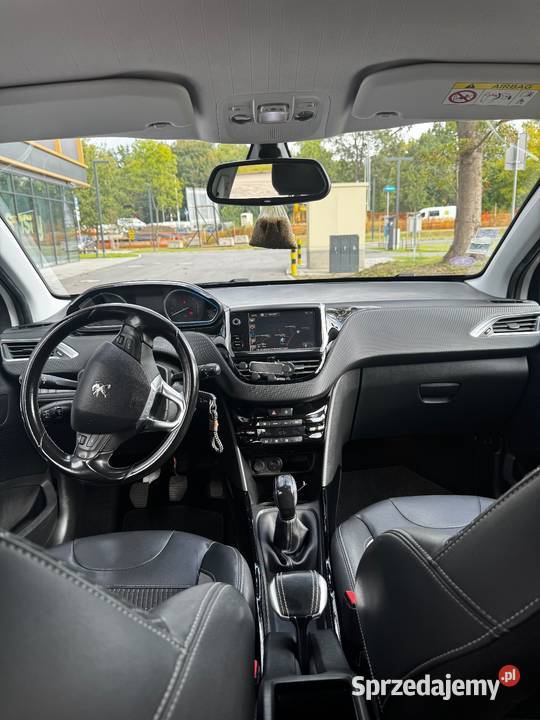 Peugeot 2008 2015 r 12 PureTech Turbo 110 ABS Wrocław
