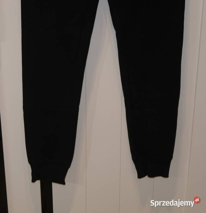 Calvin Klein świetne spodnie 34 XS Wrocław sprzedam