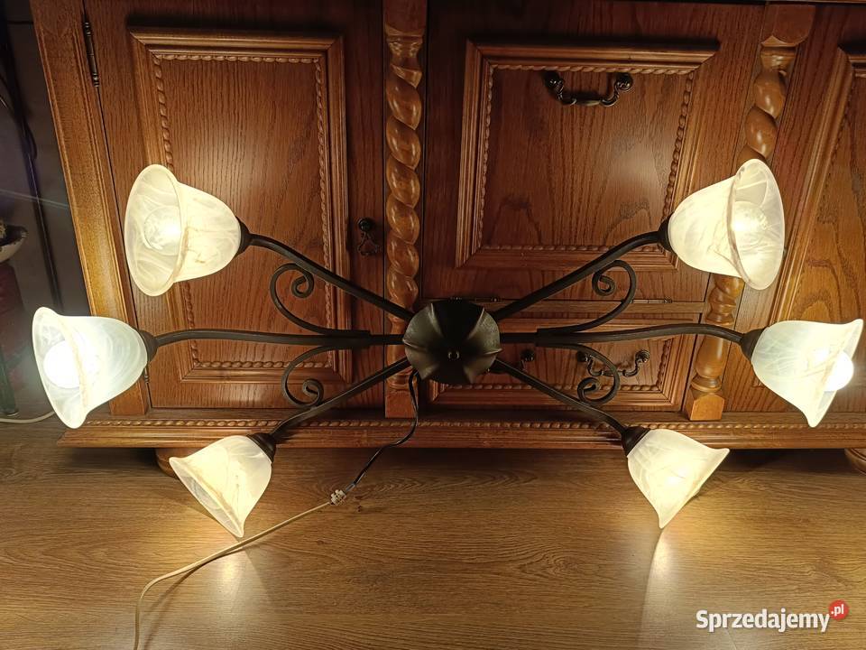 Lampa elektryczna metalowa kowalstwo artystyczne Lipno