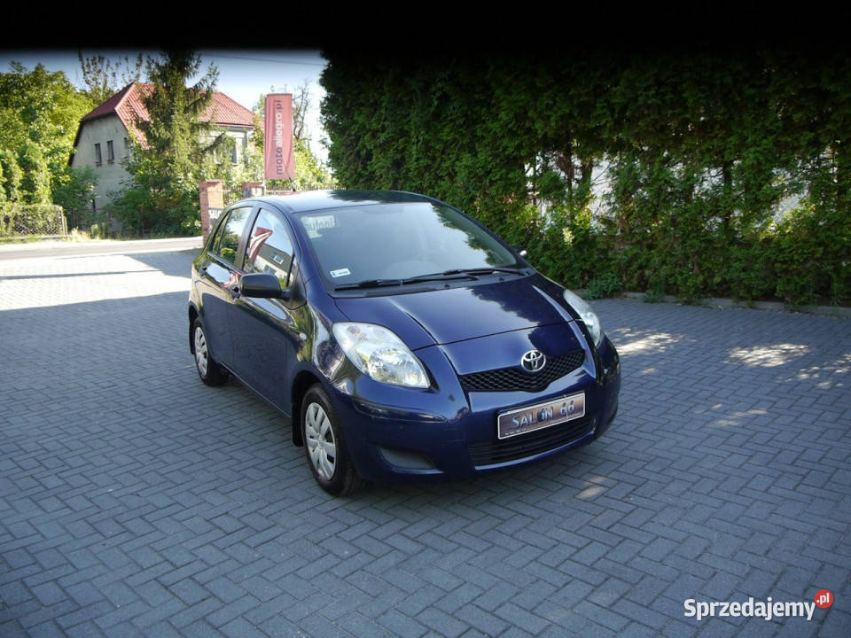 Toyota Yaris Salon Polska Stan b klima bez rdzy śląskie Częstochowa