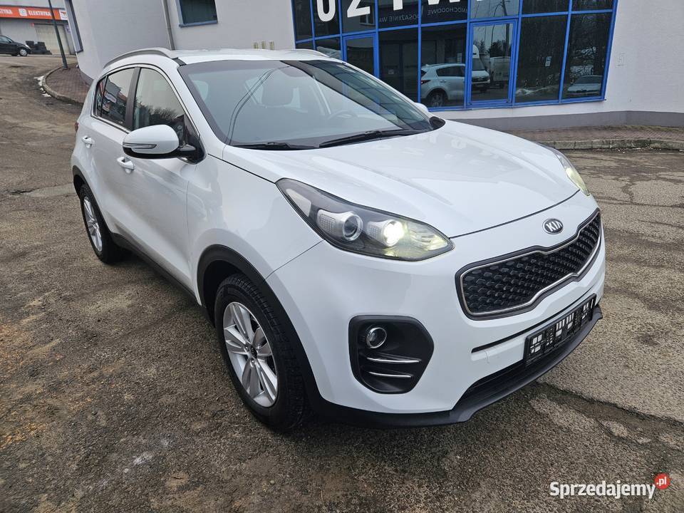 Kia Sportage 17CRDI 116 Euro6 Navi Kamera Ledy MPV Sanok sprzedam