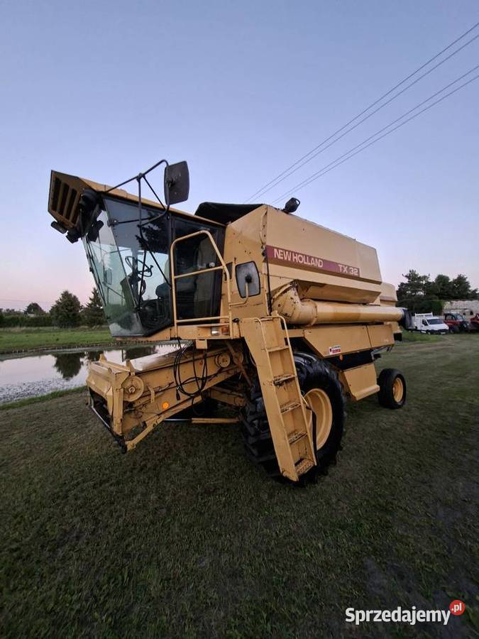 Kombajn Holland TX 32 hederu 45 m Starogard Gdański