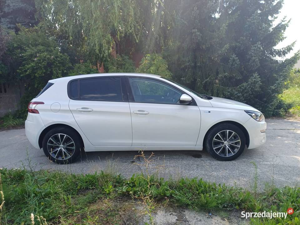 Peugeot 308 12 benzyna 110 benzyna Pacyna