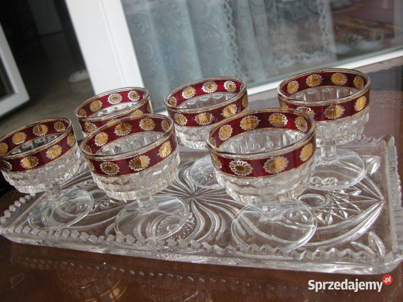 stylowe kieliszki lampki na tacy Gorzów Wielkopolski sprzedam