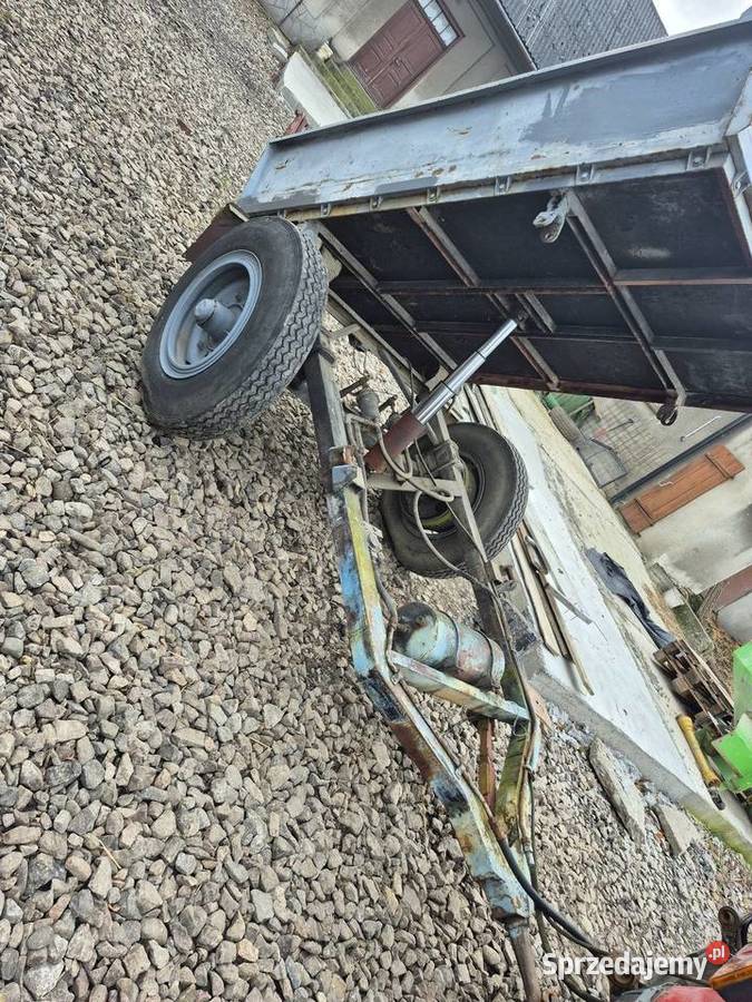 Przyczepka wywrotka jednoosiowa Przyczepy rolnicze Piotrowice