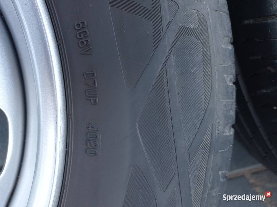 Koła Dacia Duster opony letnie 21565R16 sprzedam