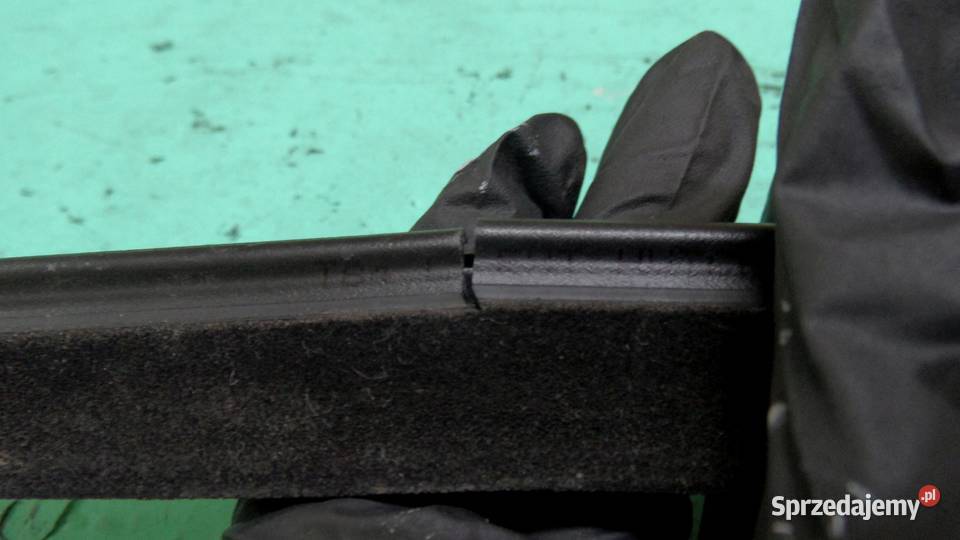 PEUGEOT 3008 I 10r listwa zgarniająca drzwi