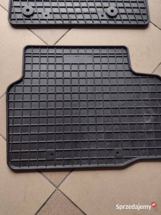 Dywaniki gumowe OPEL ASTRA model K Chełm