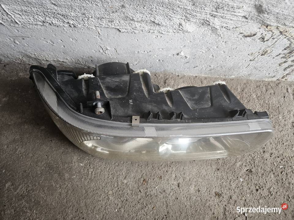 Lampa prawy przód DAF 105 Międzychód