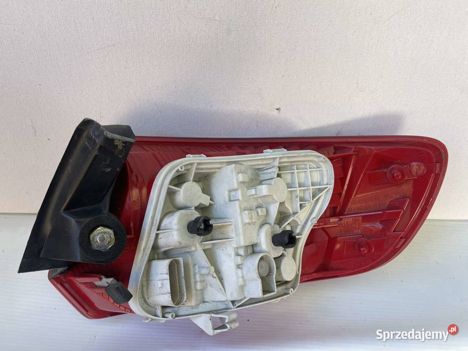 AUDI A3 LEWA LAMPA TYŁ 8P4945095 Ostroróg