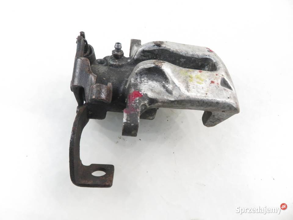 ZACISK PRAWY TYŁ TOYOTA AURIS II E18