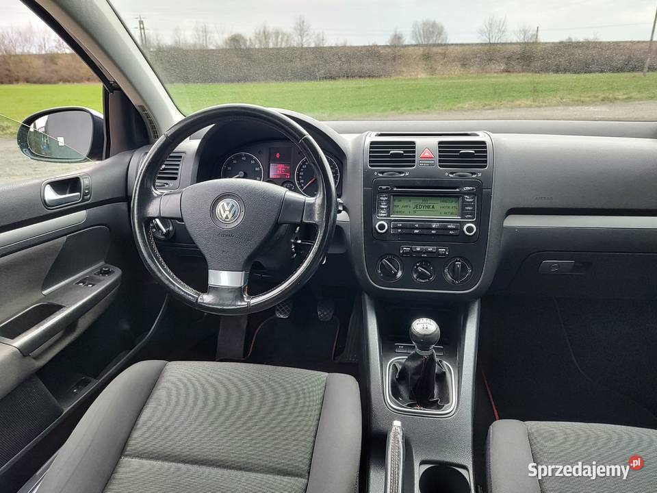 VW GOLF 16 BENZYNA 245000km Leszno