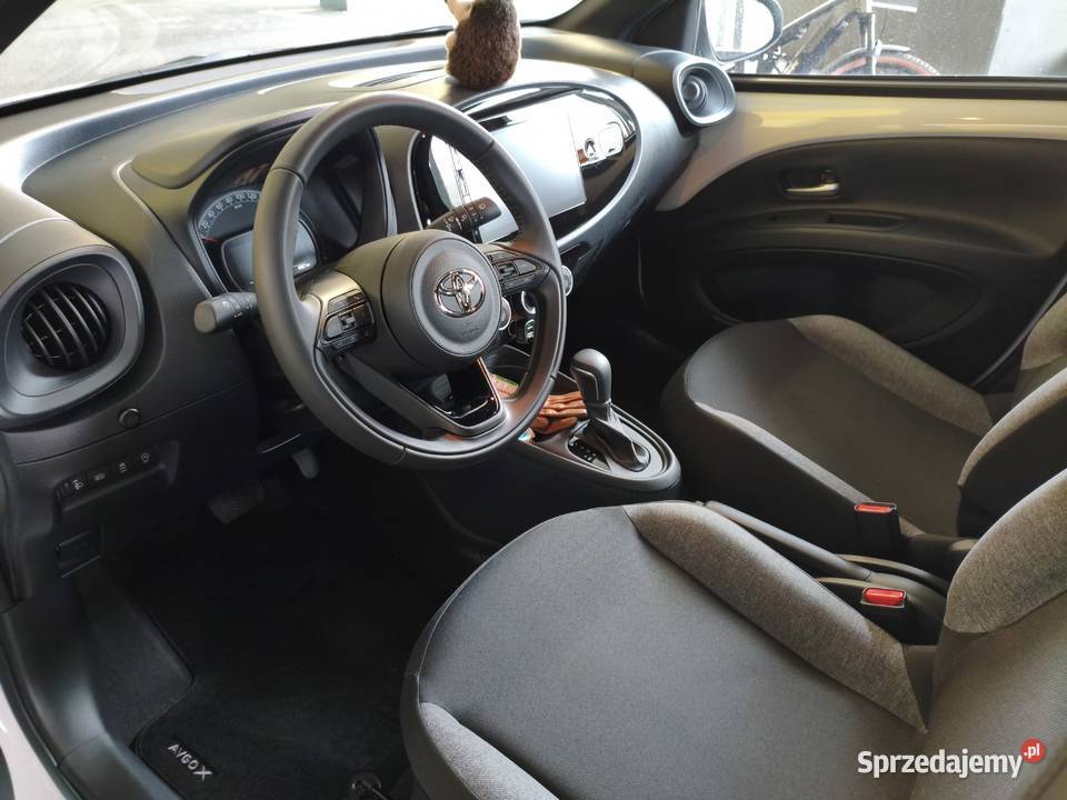 Toyota Aygo X 10 VVTi automat CVT 2025 I Katowice