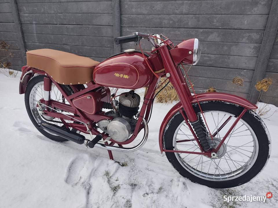 Wfm 125 m06 wsk SHL turystyczny Nekla