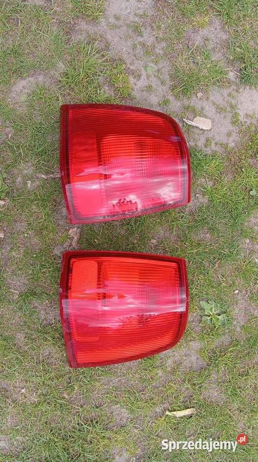 Lampy tylne Lincoln Navigator 2Generacja Chotyłów sprzedam