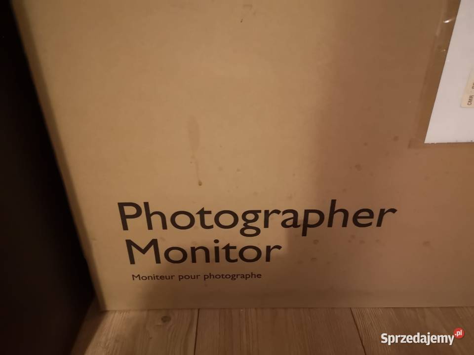 Wysokiej jakość monitor BenQ 270C świetny do Monitory i projektory