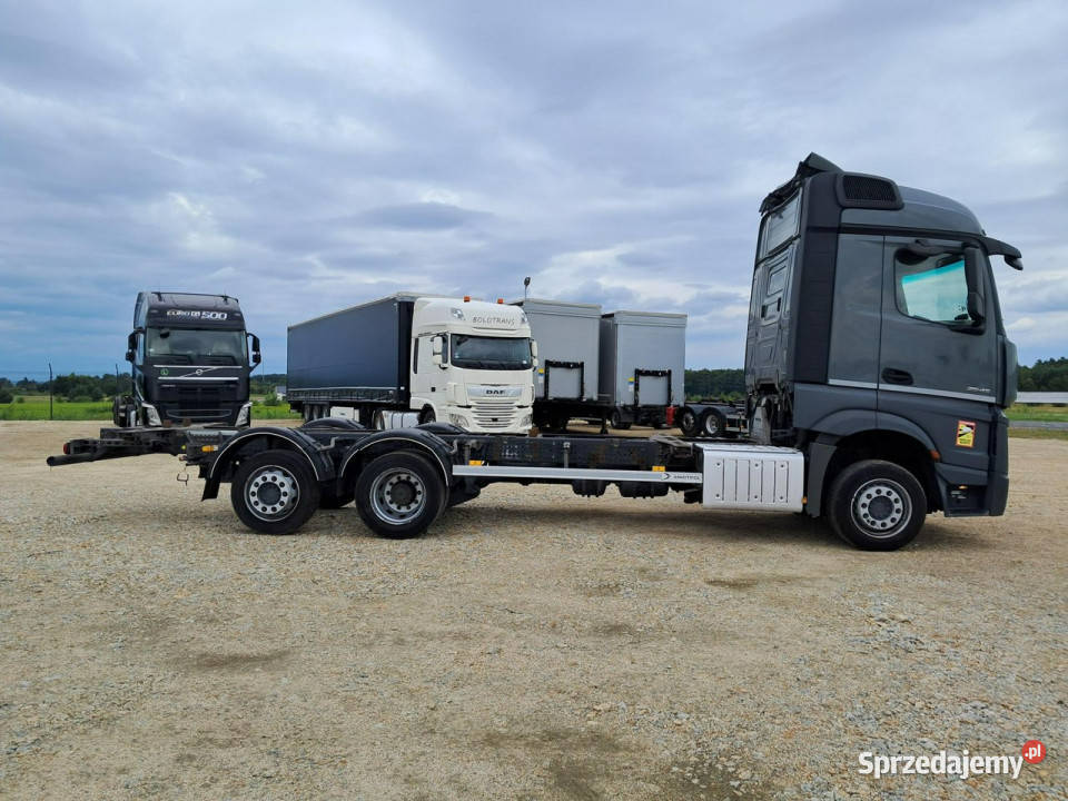 Mercedes Actros Komorniki