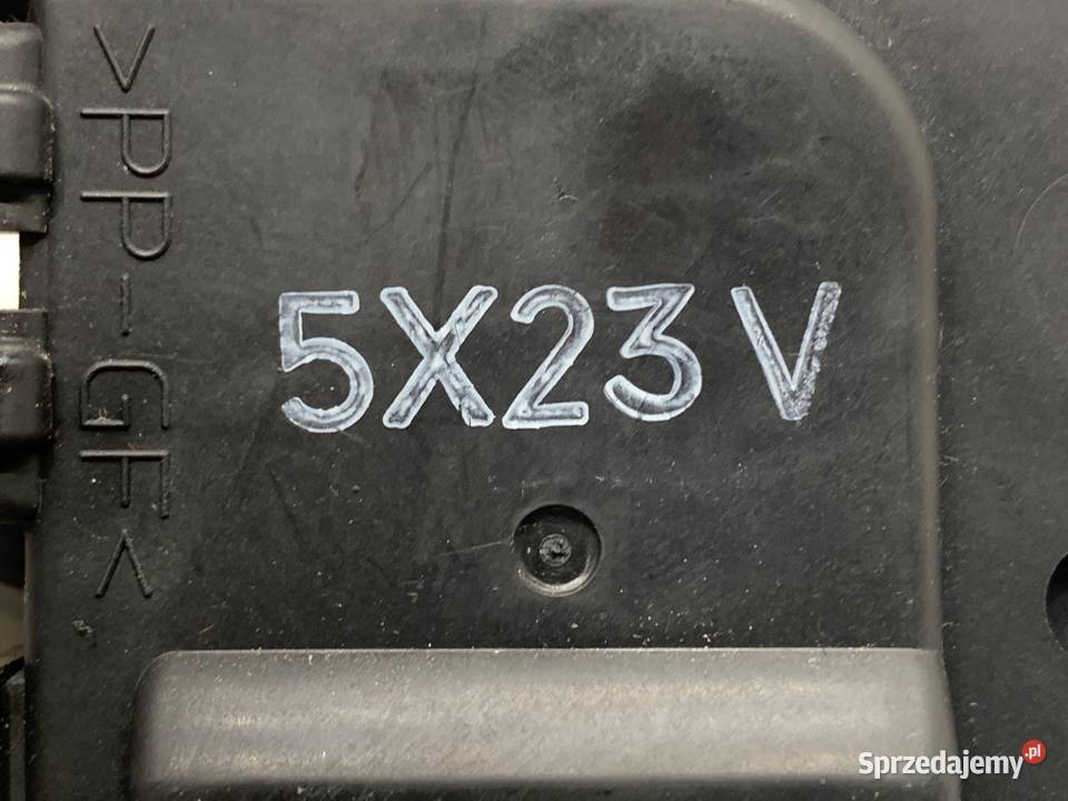 SILNIK NAGRZEWNICY MAZDA 3 BM osobowe