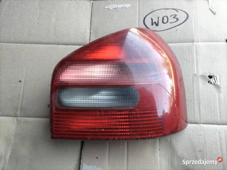 AUDI A38L A3 8L 4D 5D LAMPA PRAWY TYŁ TYLNA Lampy tylne Kamień-Kolonia sprzedam