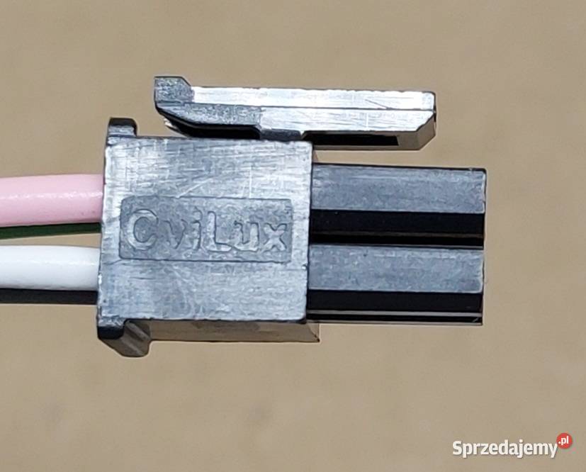 KABEL PRZEWÓ INTERFEJSU VIDEO RCAM 12V DC REAR osobowe Mielęcin sprzedam