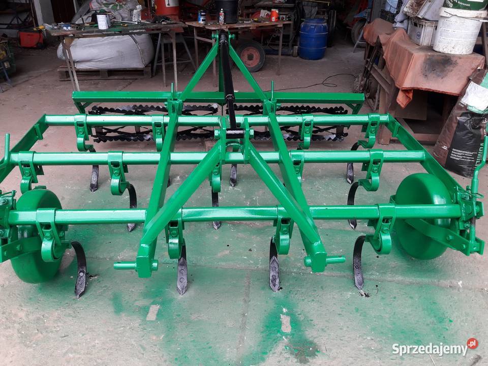 Kultywator z wałkiem Uszew