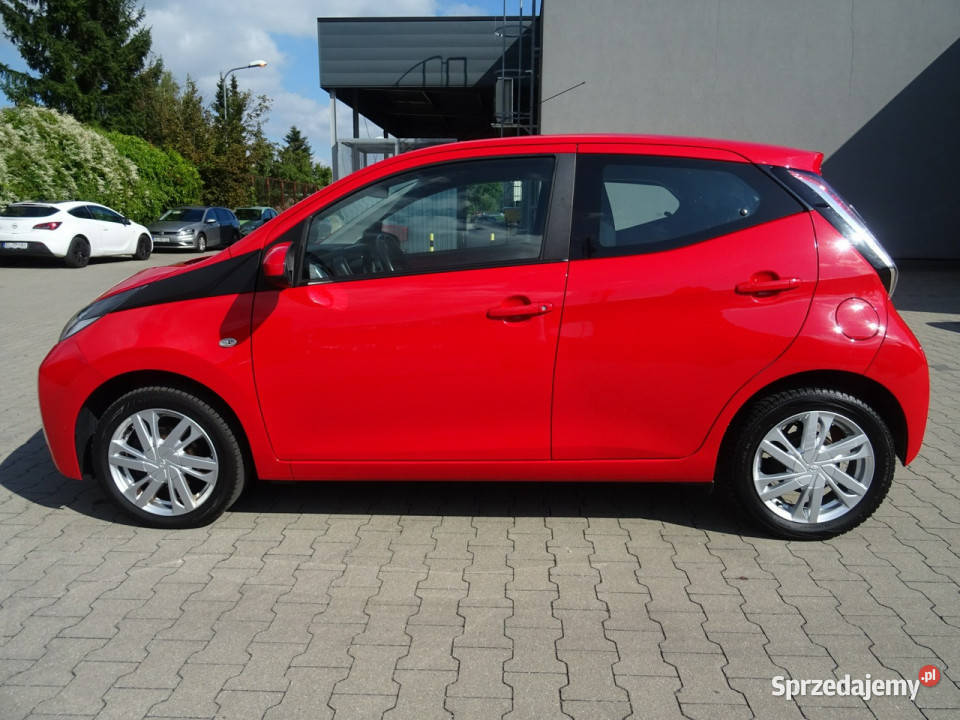 Toyota Aygo Niezawodny i ekonomiczny samochód z ESP łódzkie Łódź