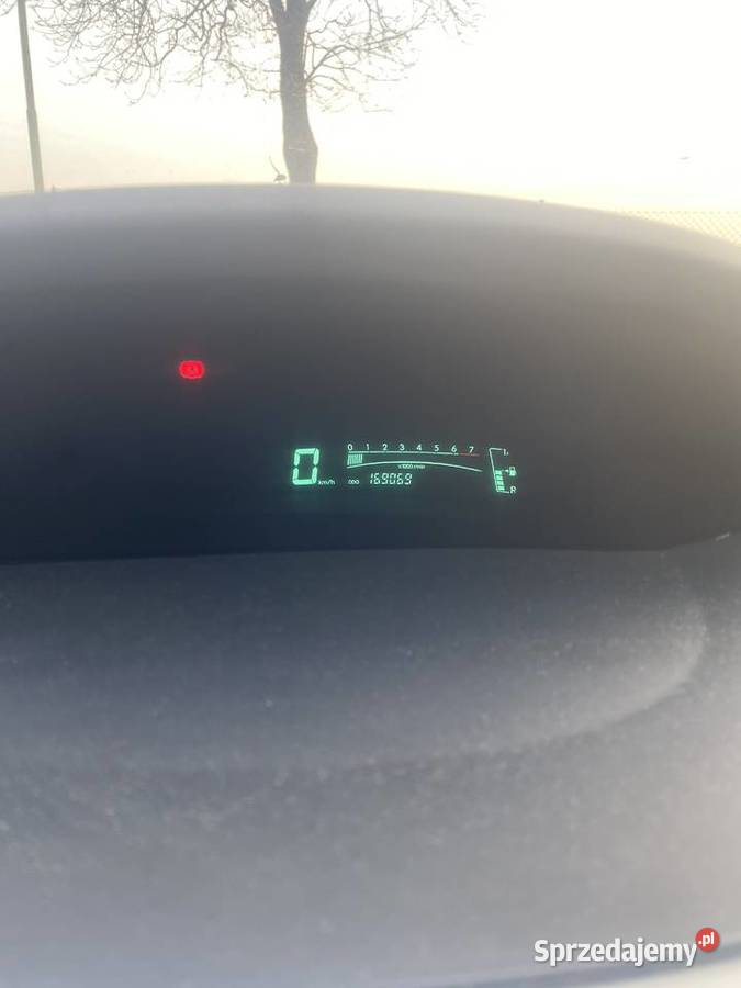 Toyota yaris 13 sprzedam