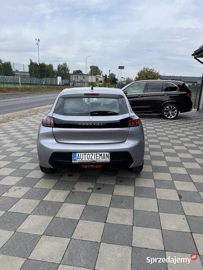 Peugeot 208 z 2022roku poj 12 benzynaprzebieg 30 nieuszkodzony Ciechocinek