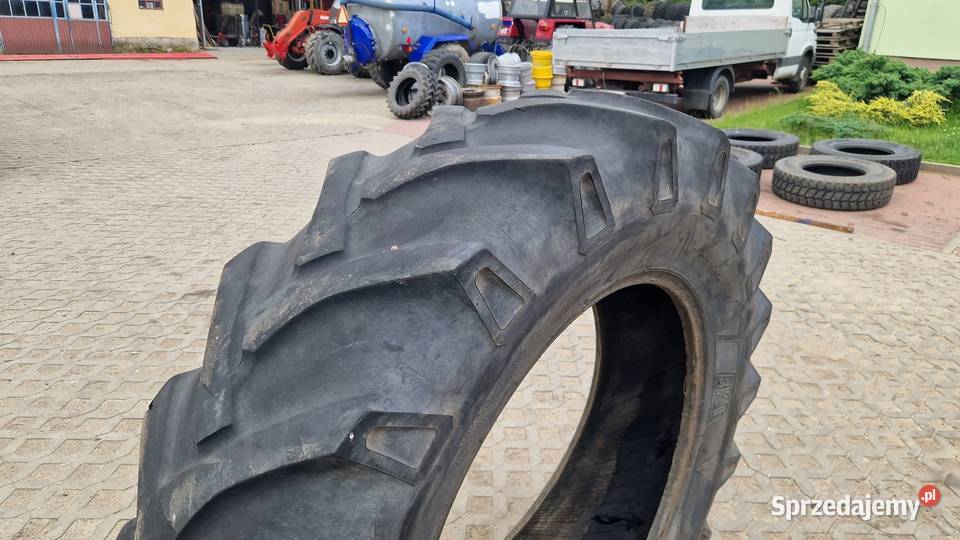 16934 169r34 42085r34 BKT 40 bieżnik Nowe Miasto Lubawskie sprzedam