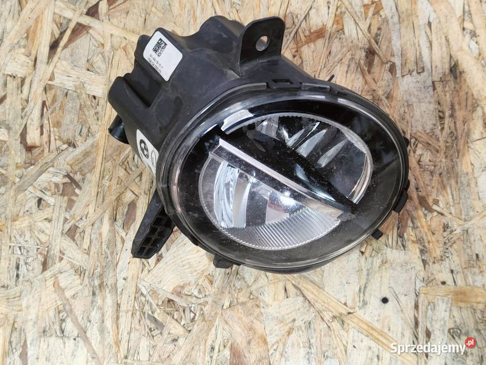 Halogen Prawy BMW 1 F20 21 3 F30 31 7560400001 Lampy przeciwmgielne