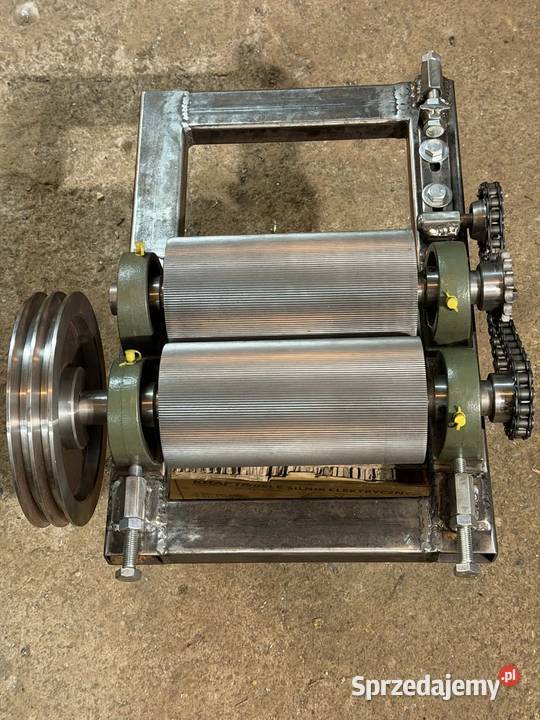 Gniotownik do zboża kukurydzy sprzedam