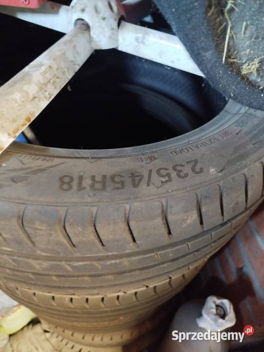 Opony letnie23545r18 przebiegu 1000 Radomsko sprzedam