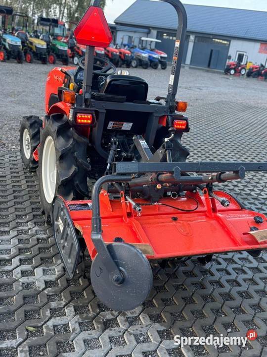 KUBOTA NB21 4X4 21hp REWERS Wspomaganie Asystent Biskupice