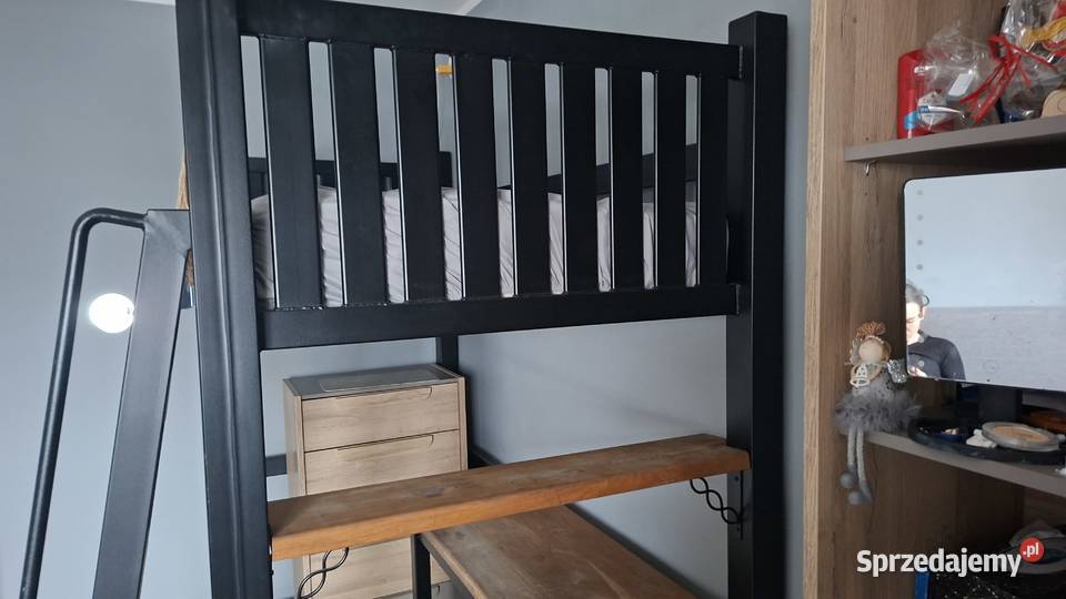 Sprzedam Łóżko z antresolą I biurkiem Klecewo