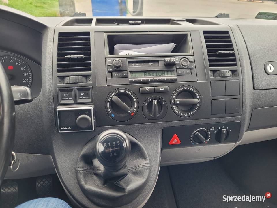 VW Transporter T5 2006r 19tdi 9osobowy klima przyciemniane szyby Transporter