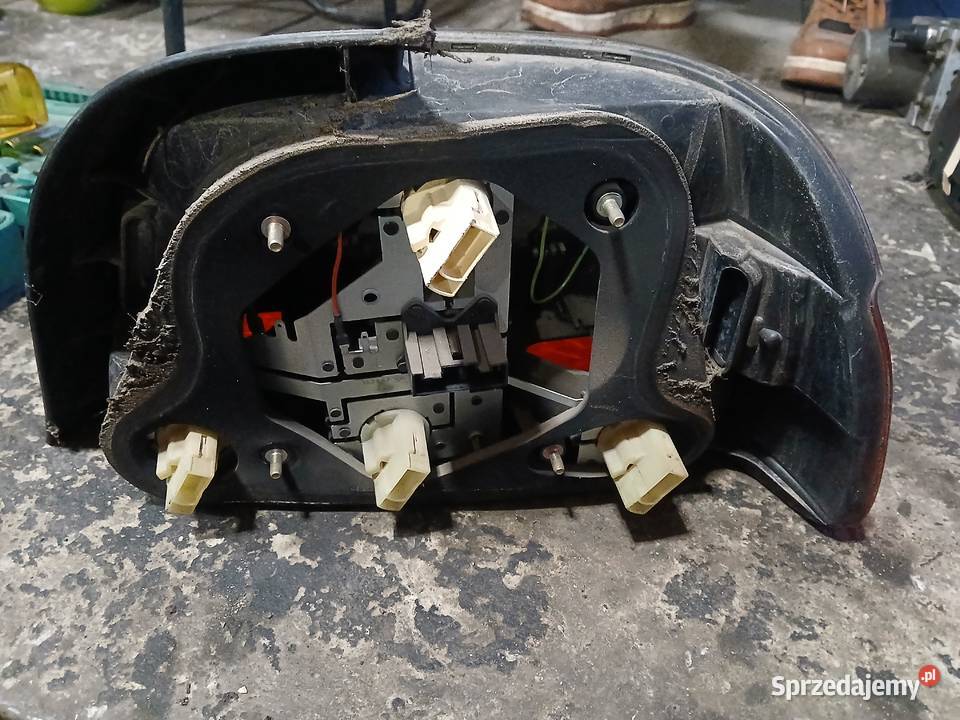 Lampa lewa tylna BMW E39 Lift Sedan osobowe Radłów