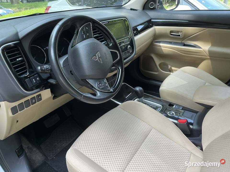 Mitsubishi Outlander INTENSE PLUS CTV 4WD 20 klimatyzacja zachodniopomorskie