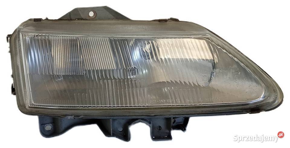 Lampa przednia prawa halogen Renault Laguna I wielkopolskie