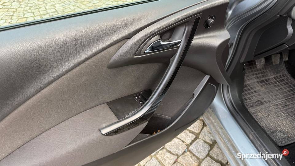 Opel Astra 2015 Diesel 16 Szary Zadbany Bogate szary Astra Łódź