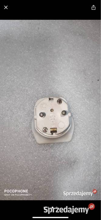 Adapter gniazdo angielskie na wtyk polski z Gliwice