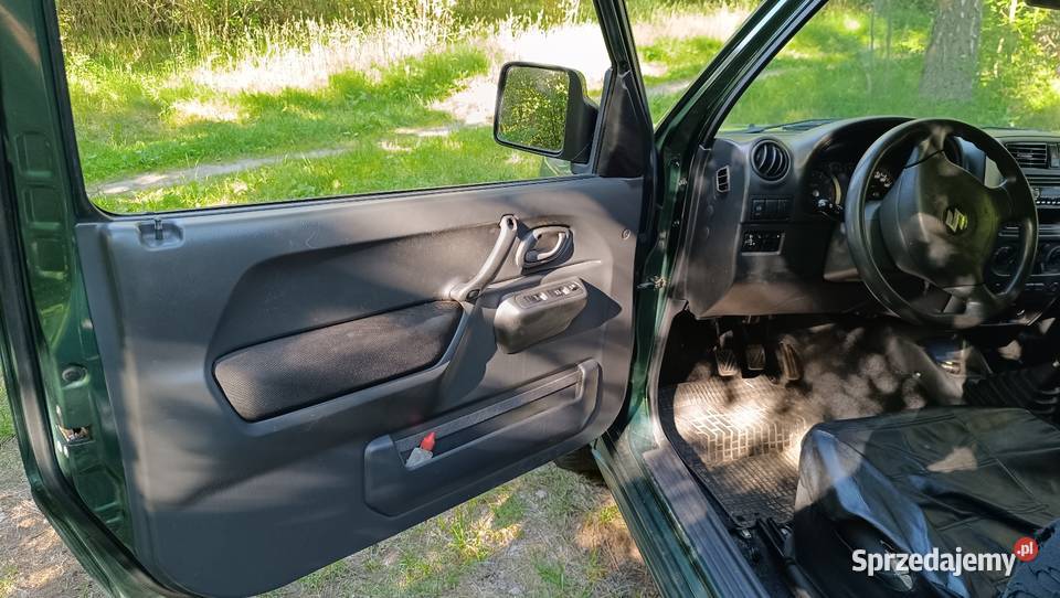 Suzuki jimny 13 benz 85 80 kilometrów Napędy sprzedam