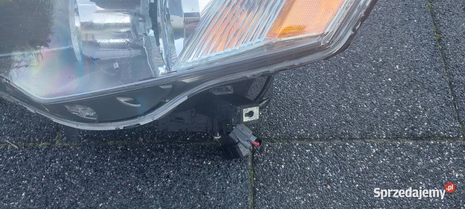 Mitsubishi Outlander II 2006 2010 lampa lewa Byków