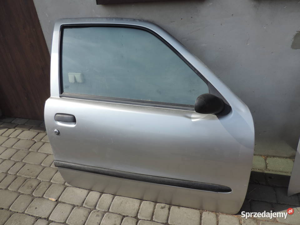 FIAT SEICENTO DRZWI PRAWE PRZEDNIE KOLOR 647 Rok produkcji 2000 Nowy Sącz