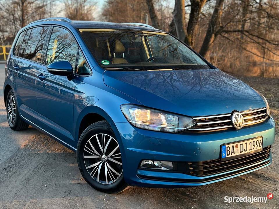 VW Touran Lift DSG Webasto Hak ŁopatkiTemp światła do jazdy dziennej Touran warmińsko-mazurskie Ełk