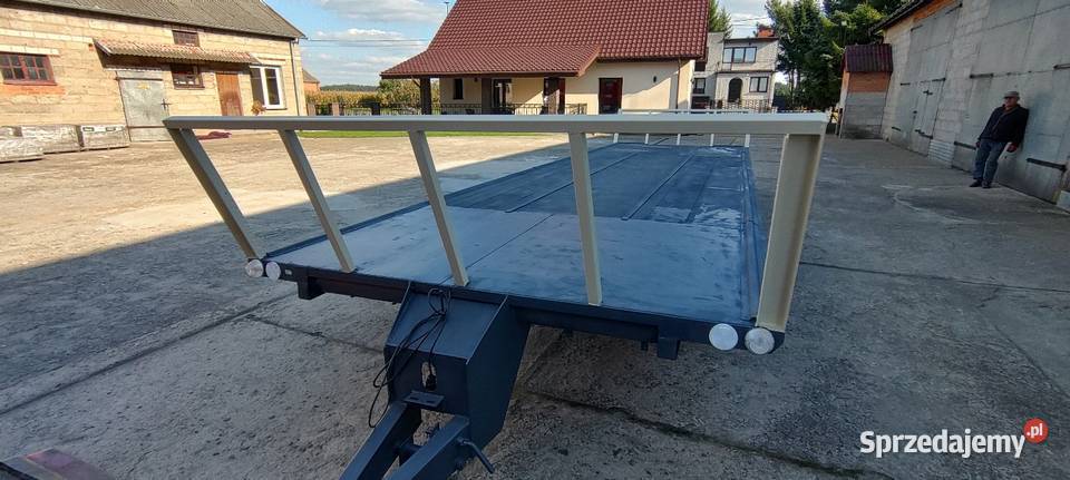 Przyczepa laweta do balotów Przedecz